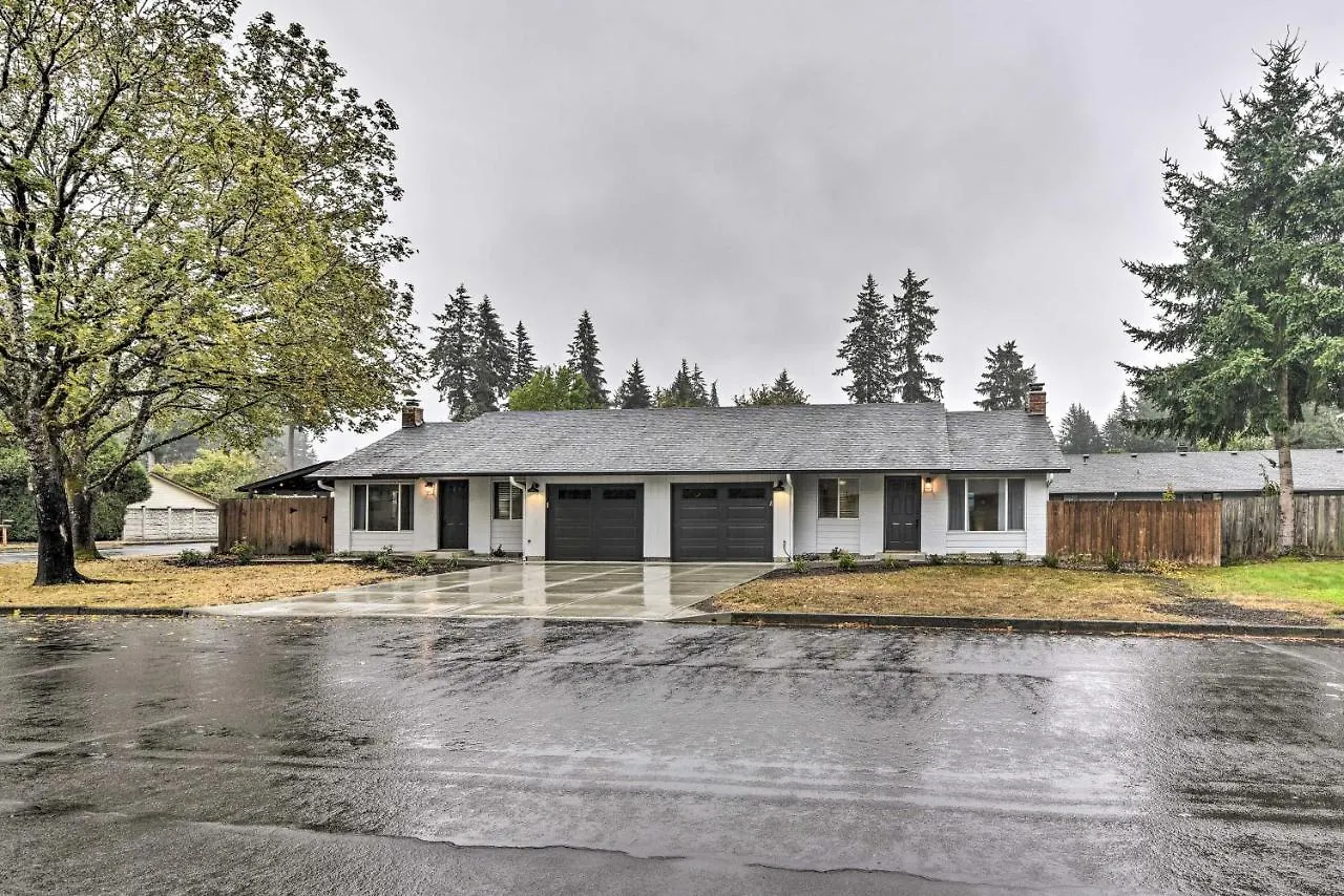 Holiday home Lovely Vancouver Retreat With Home Gym! United States
