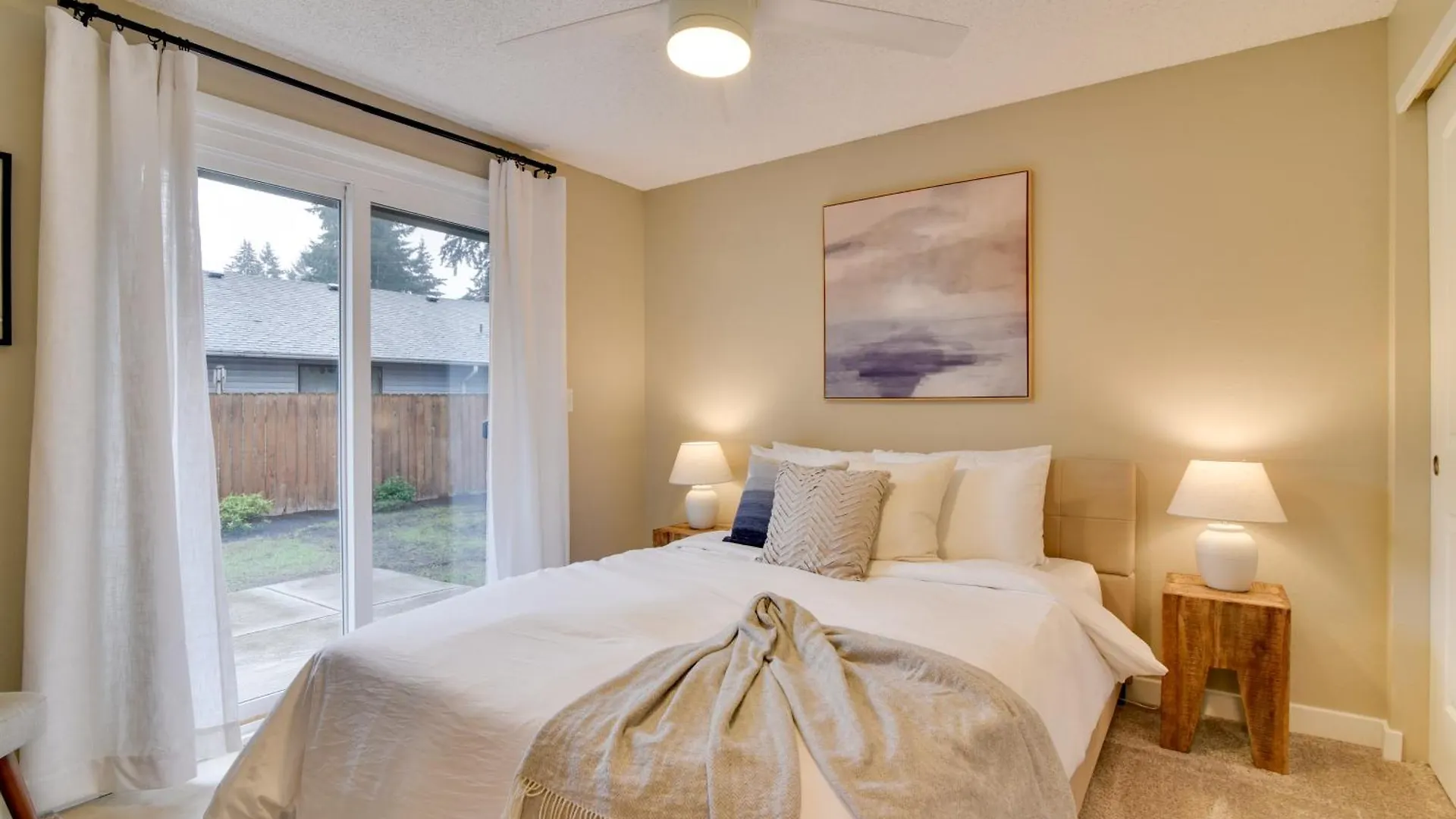 Lovely Vancouver Retreat With Home Gym! Holiday home