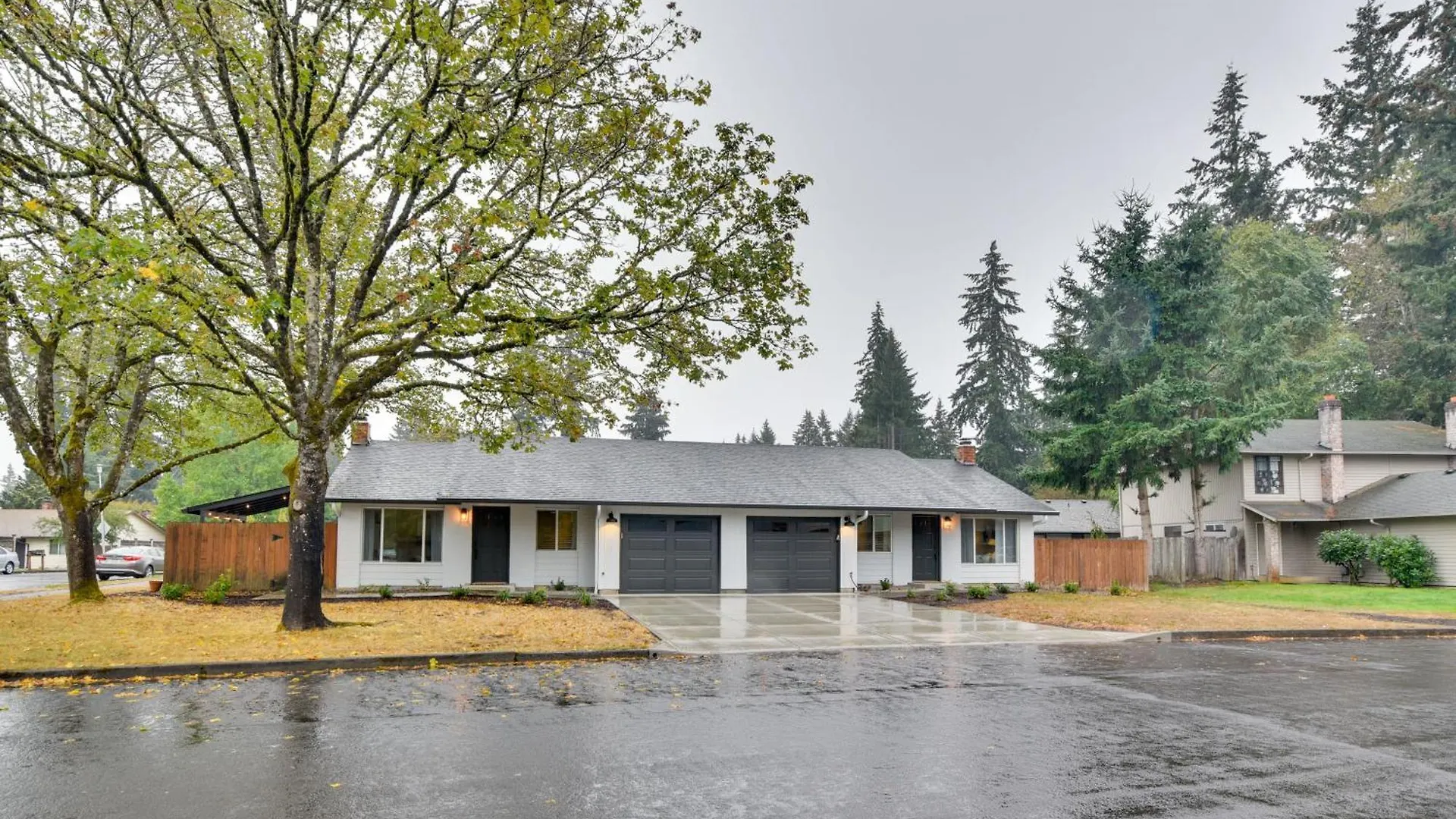 Lovely Vancouver Retreat With Home Gym! Tatil Evi